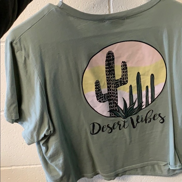 Shirt - Picture 2 of 4